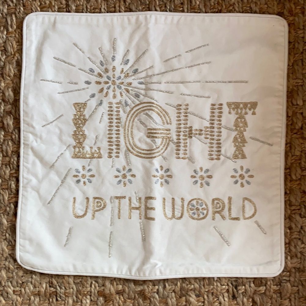 Pottery Barn Light Up The World Pillow Cover